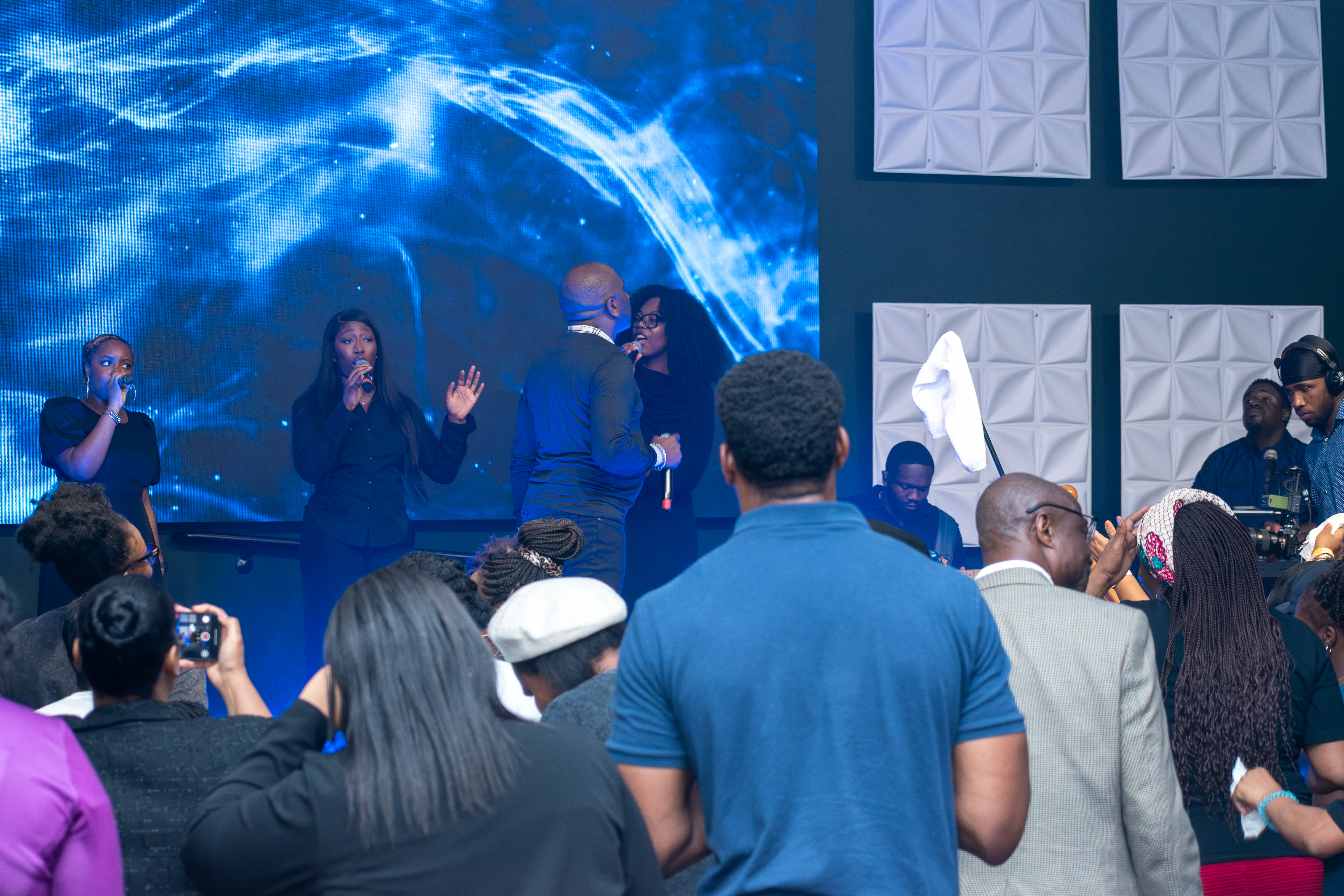 Worship gathering